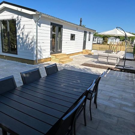 Breezy Beach Chalet ペッテン エクステリア 写真