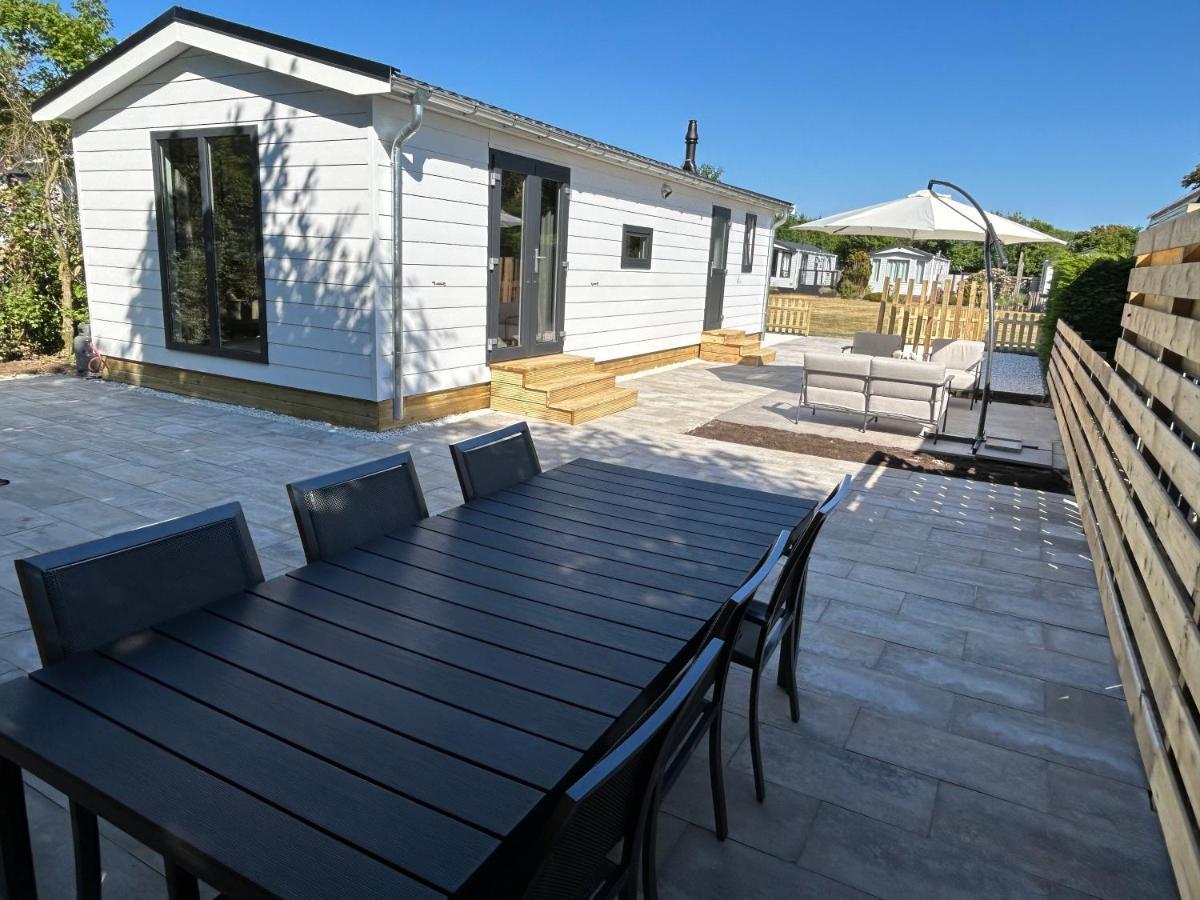 Breezy Beach Chalet ペッテン エクステリア 写真